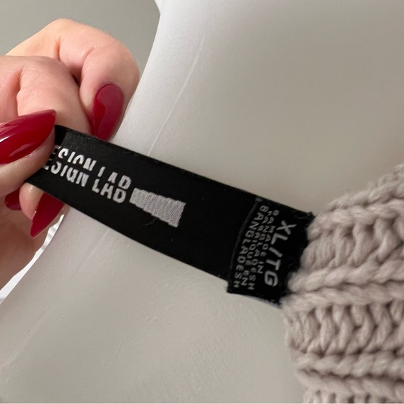 Design Lab Lord & Taylor Taupe Knit Cardigan - Picture 4 of 8